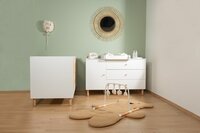 Praktische babykamer opbergoplossing: Childhome Bold Blue commode