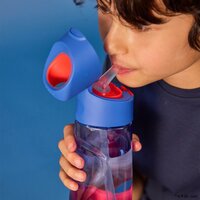 b.box Superman&trade; Drinkfles 600ml kind drinkt